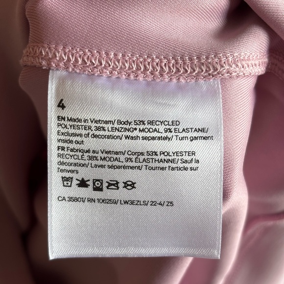 Lululemon Softstreme Perfectly Oversized Cropped Crew
Pink Peony W3EZLS Size 4 - Picture 2 of 8